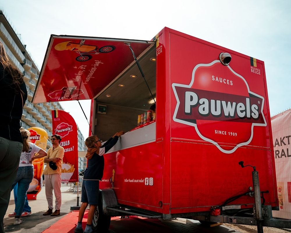 Pauwels Sauzen als hoofdsponsor van Tien Om Te Zien