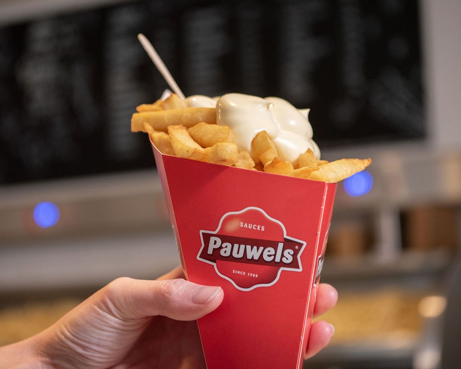 Pauwels Sauzen lanceert Mayo Traiteur - een stevige mayo met volle smaak